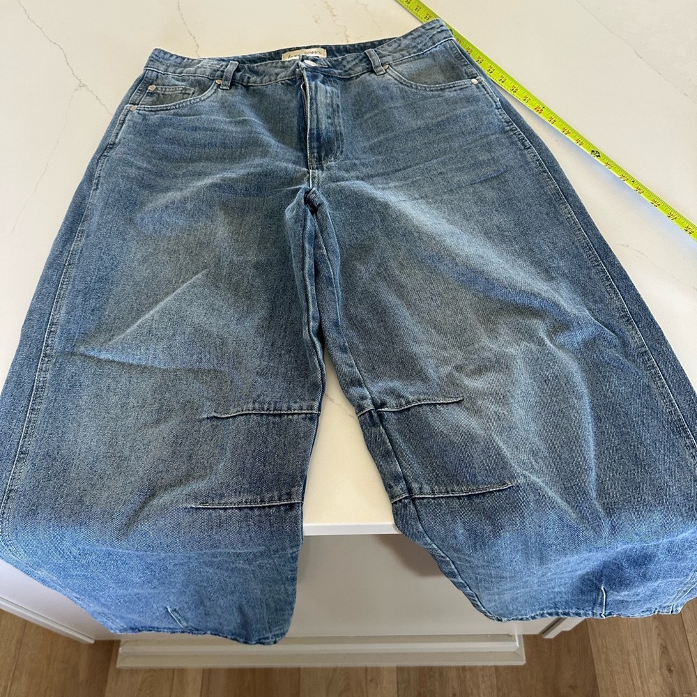 Women’s Barrel jeans